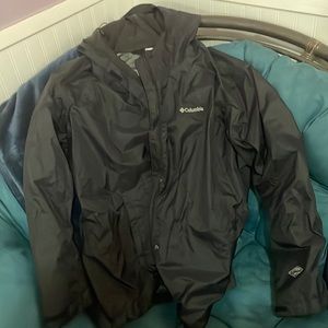 Woman’s new Columbia jacket